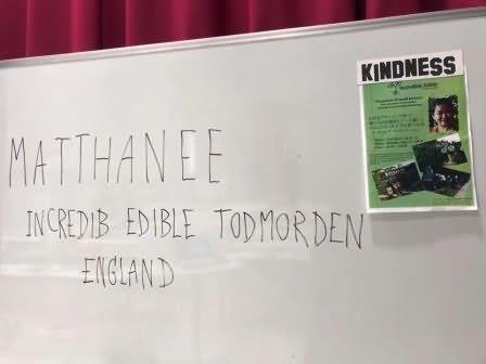 9137